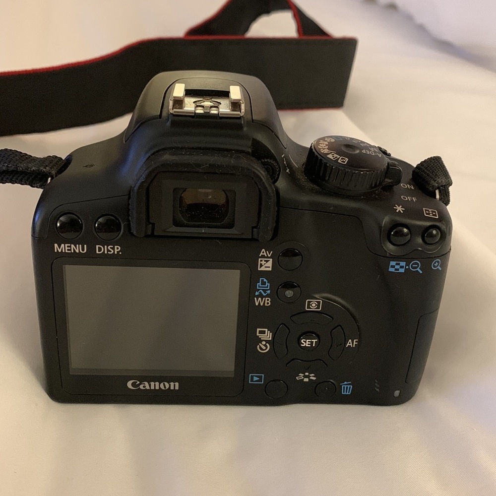 CANON REBEL XS EOS Digital Camera pop out display screen IMAGE STABILIZER LENSE - Picture 6 of 16